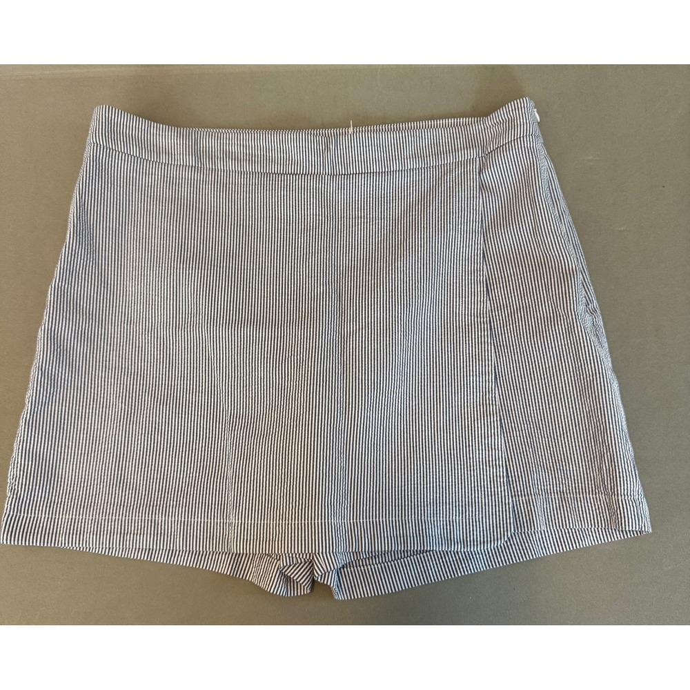Talbots Blue Seersucker Striped Wrap Skort Womens 16 Excellent